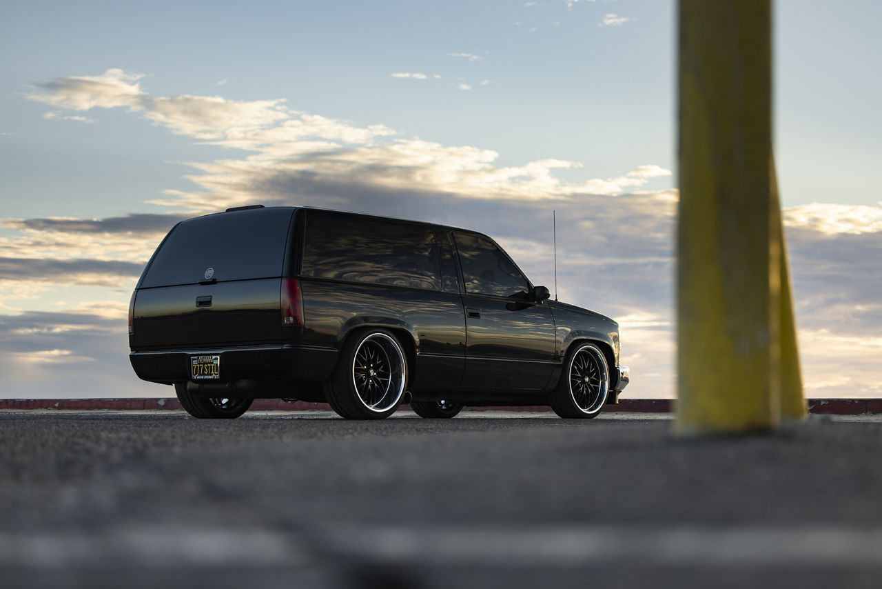 1996 Chevrolet Tahoe US MAG SANTA CRUZ Black Wheel Pros